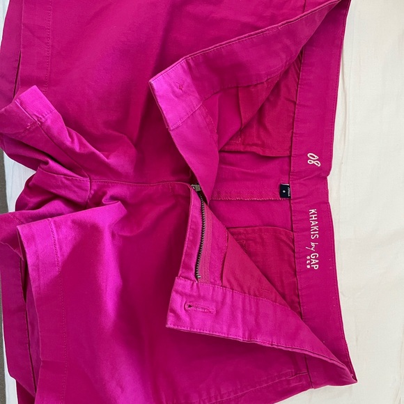 Shorts by Gap. Size 8. - Picture 3 of 3
